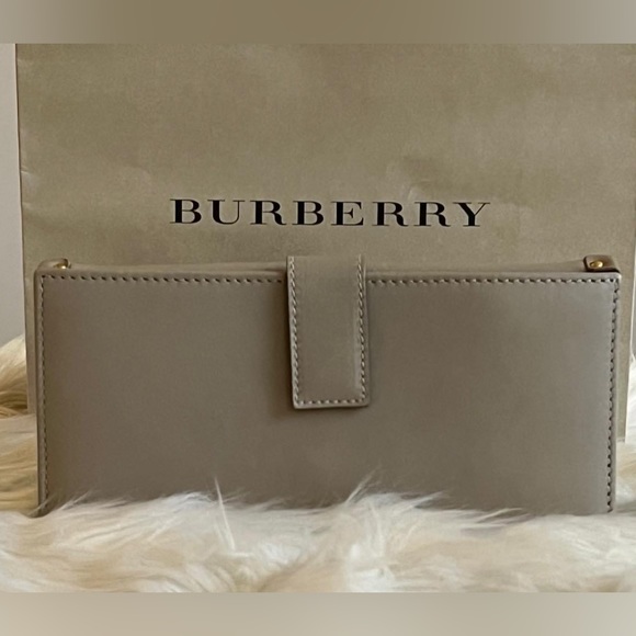 Burberry Wallet - Picture 10 of 10
